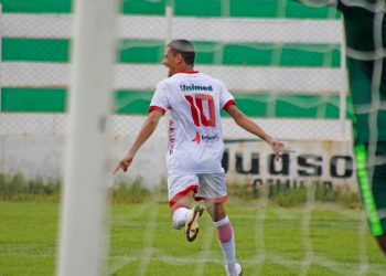 América goleia o ASSU fora de casa e reassume a ponta da tabela