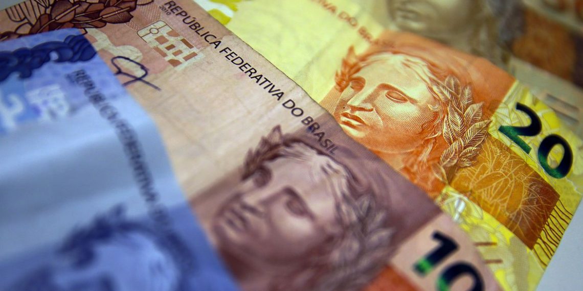 Trabalhadores começam a receber hoje benefício emergencial