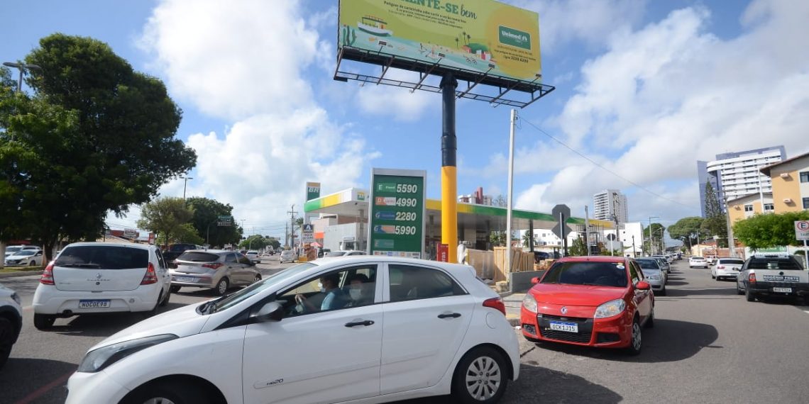 Posto comercializa gasolina a R$ 2,28 no Dia Livre de Impostos