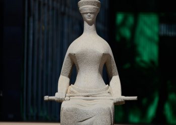 Maioria do STF vota para realização de concurso da PF no domingo