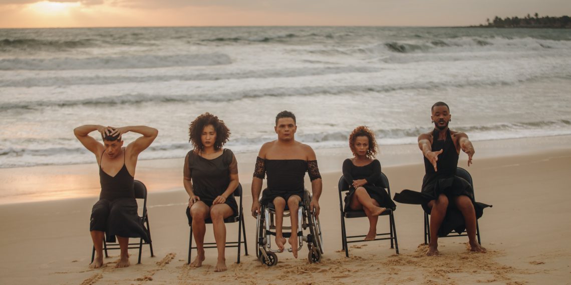 Coletivo CIDA realiza pré-estreia da nova versão de Maré