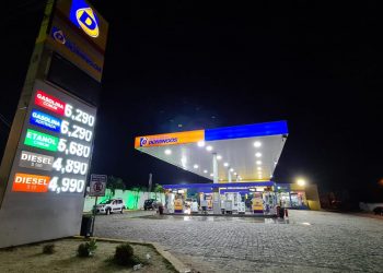 Após novo aumento, litro de gasolina em Natal chega a ser vendido a R$ 6,29