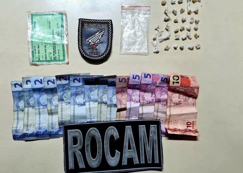 Polícia Militar prende suspeito de tráfico de drogas no Pajuçara