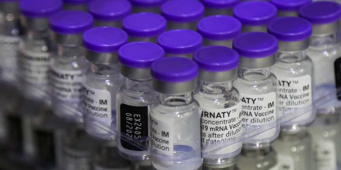 Parnamirim recebeu mais doses de Pfizer e Coronavac e ampliará a vacinação para jovens a partir dos 18 anos nesta quinta-feira (19)