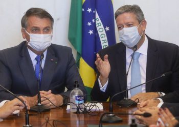 Presidente entrega medida provisória do novo Bolsa Família