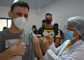 Covid-19: Prefeitura de Parnamirim registra recorde de vacinação em jovens