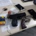 Dois criminosos são presos com revólver e arma falsa após arrastão em Natal