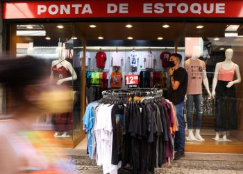 Desemprego cai para 13,7%, revela pesquisa do Ipea