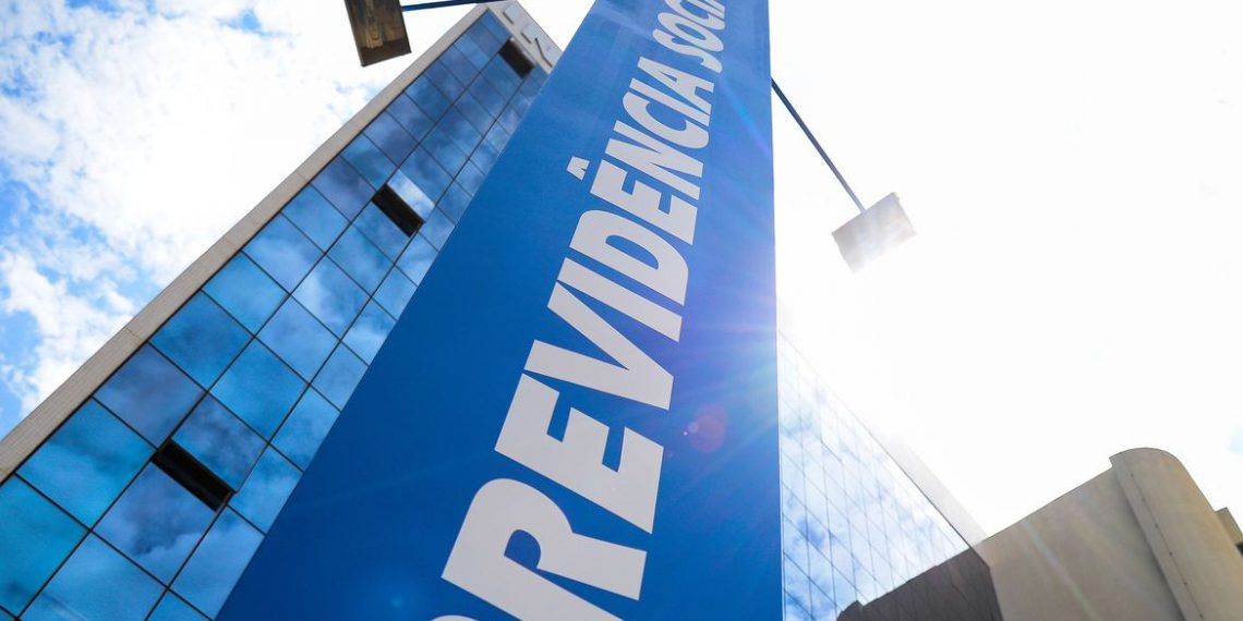 Fique atento aos prazos para realizar a prova de vida no INSS