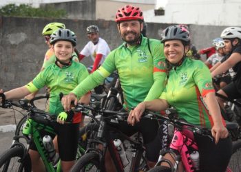 Volta ciclística reúne mais de 300 participantes pelas ruas de Parnamirim