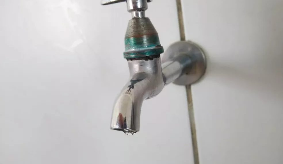 Zona Norte de Natal e bairros de São Gonçalo ficam sem abastecimento de água entre segunda (18) e terça (19), anuncia Caern