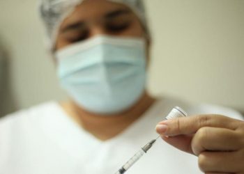 Prefeitura de Parnamirim inicia aplicação de dose de reforço para imunossuprimidos