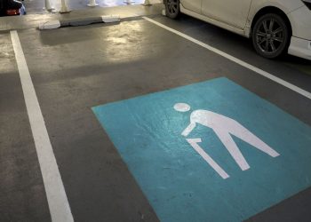 Justiça mantém inconstitucionalidade de lei de Natal sobre gratuidade em estacionamentos de shoppings