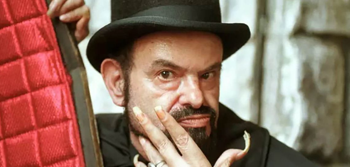 Produtora comandada por Elijah Wood fará reboot de filmes do Zé do Caixão