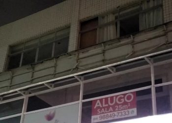 Bandidos fazem arrastão em loja, levam refém para sacar dinheiro em agência bancária e fogem após cerco da PM em Natal