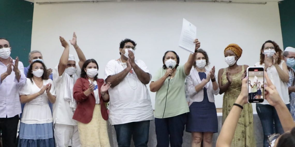 Governo sanciona lei que reserva vagas em concursos públicos para população negra