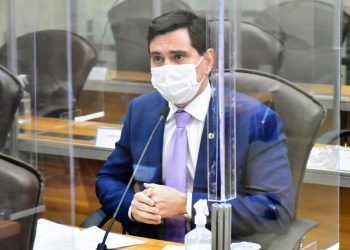 Sancionada Lei que torna Patrimônio do Estado a Festa de Santa Luzia, em Carnaubais