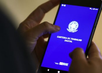 Caged: Brasil gera 324,1 mil empregos formais em novembro