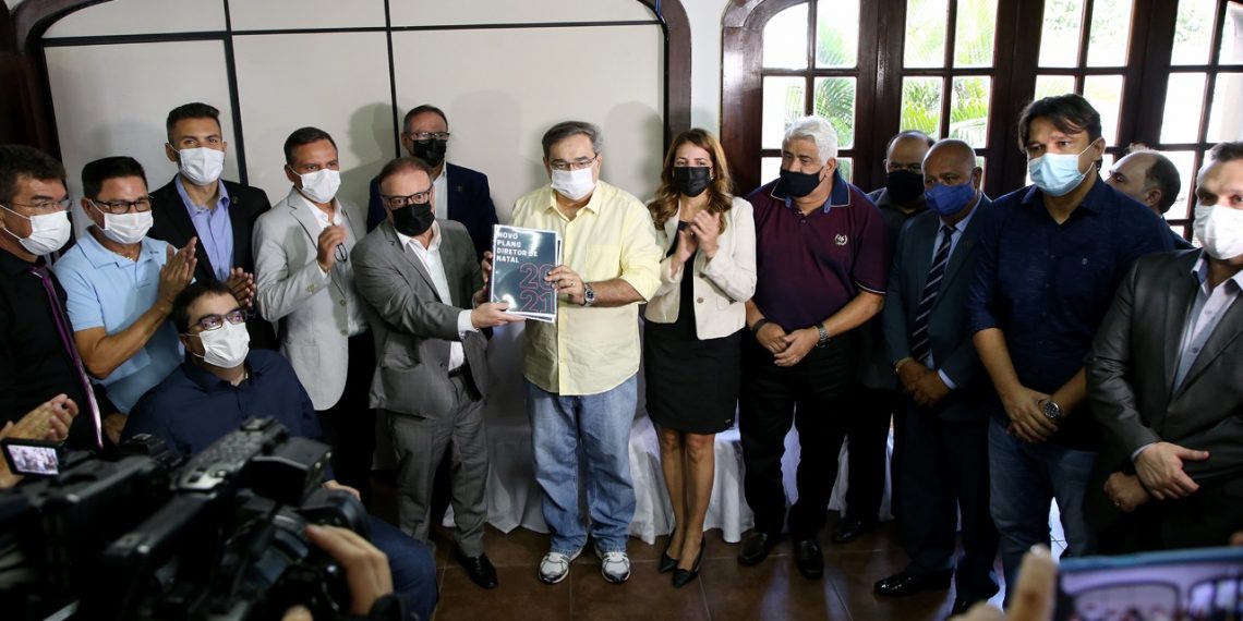 Câmara Municipal entrega Plano Diretor para sanção do prefeito de Natal