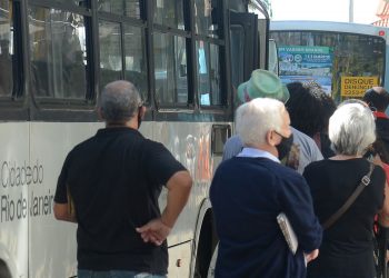 IBGE: inflação oficial fecha 2021 com alta de 10,06%