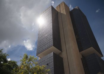 Cidadão pode verificar valores a receber de bancos no “Registrato”