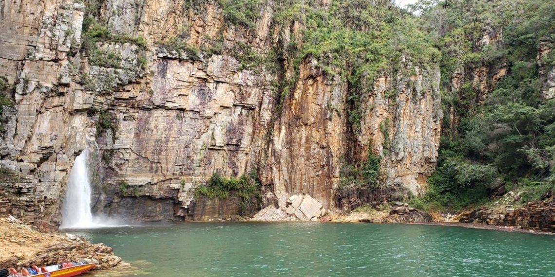 Encontrado oitavo corpo de vítima de desmoronamento em Capitólio