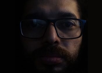 Cesar Bouli traduz experiências viscerais e instantes correlativos, em canções intensas e habituais