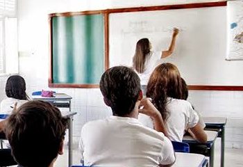 Governo do RN convoca professores e especialistas em educação