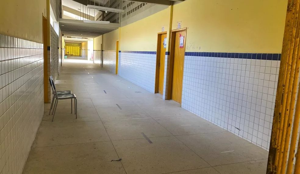 Primeiro dia de greve dos professores da rede estadual tem escolas fechadas no RN