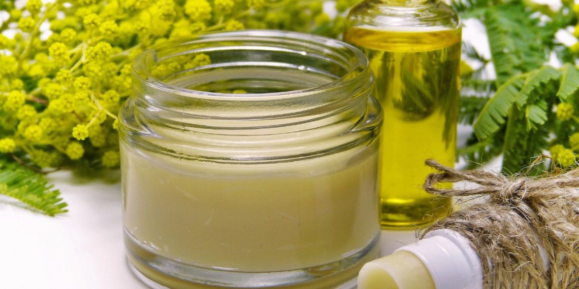 Especialista fala sobre a importância da Aromaterapia e ensina receitas que podem ser feitas em casa