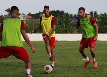 América: time indefinido para começar o jogo contra o Globo