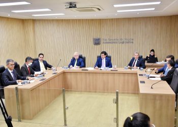 CCJR da ALRN aprova antecipação de parcela do reajuste para militares do RN