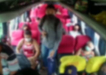 Onda de arrastões: bandidos armados deixam vítimas desesperadas em assalto a ônibus no RN