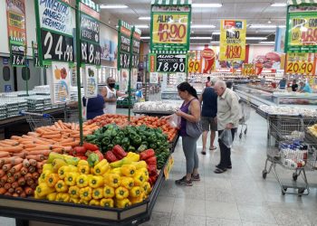 Alta de alimentos e da inflação castiga mais os pobres