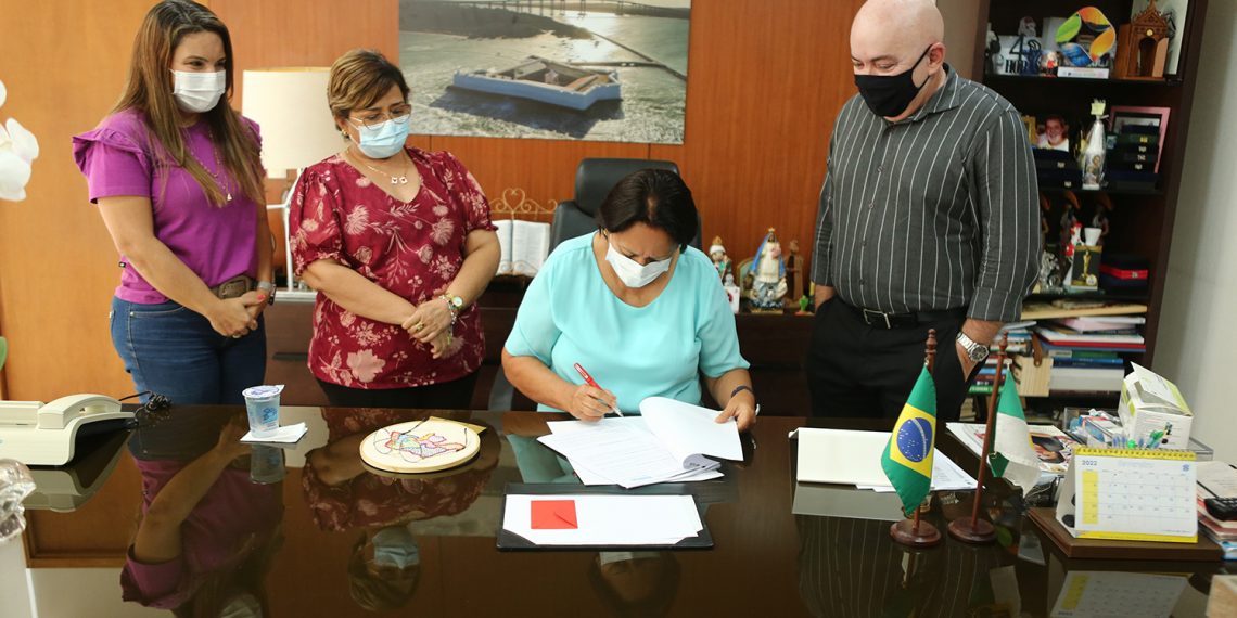 Governo do RN assina acordo de cooperação para asfaltar Estrada do Melão