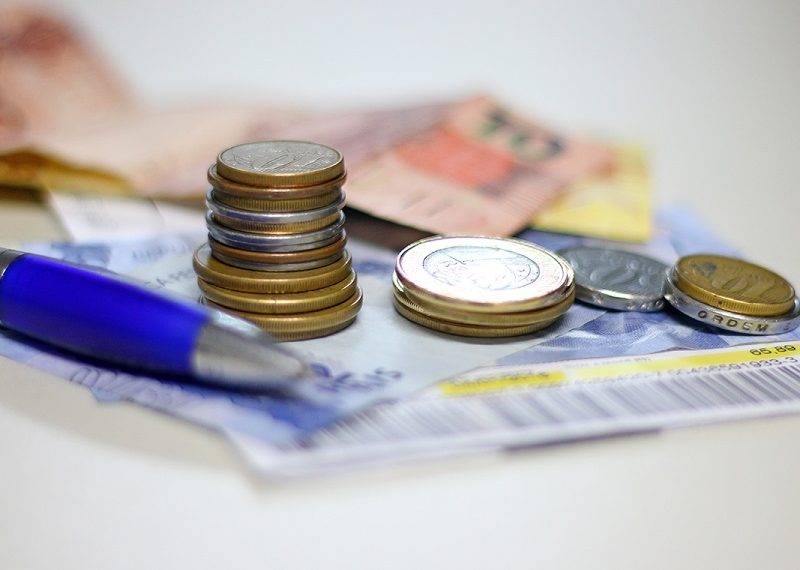 Governo antecipa início do pagamento de abril para esta quinta (14)