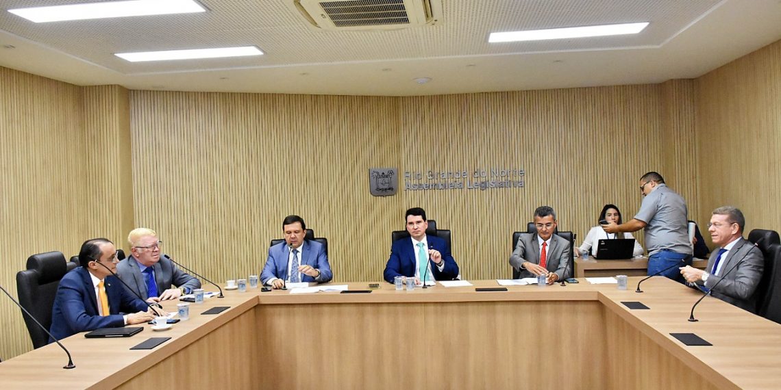 CCJ da ALRN aprova projetos que beneficiam e auxiliam minorias do Estado