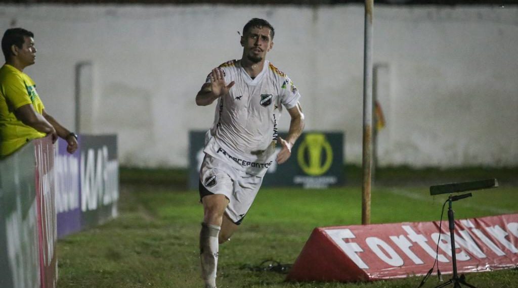 ABC vence o Atlético/CE fora de casa