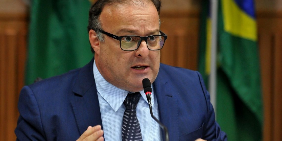 “Eu vou seguir o partido”, diz Paulinho Freire sobre eleições majoritárias