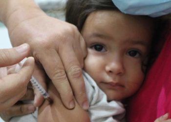 Prefeitura de Parnamirim segue com vacinação contra Covid-19, Influenza e Tríplice Viral