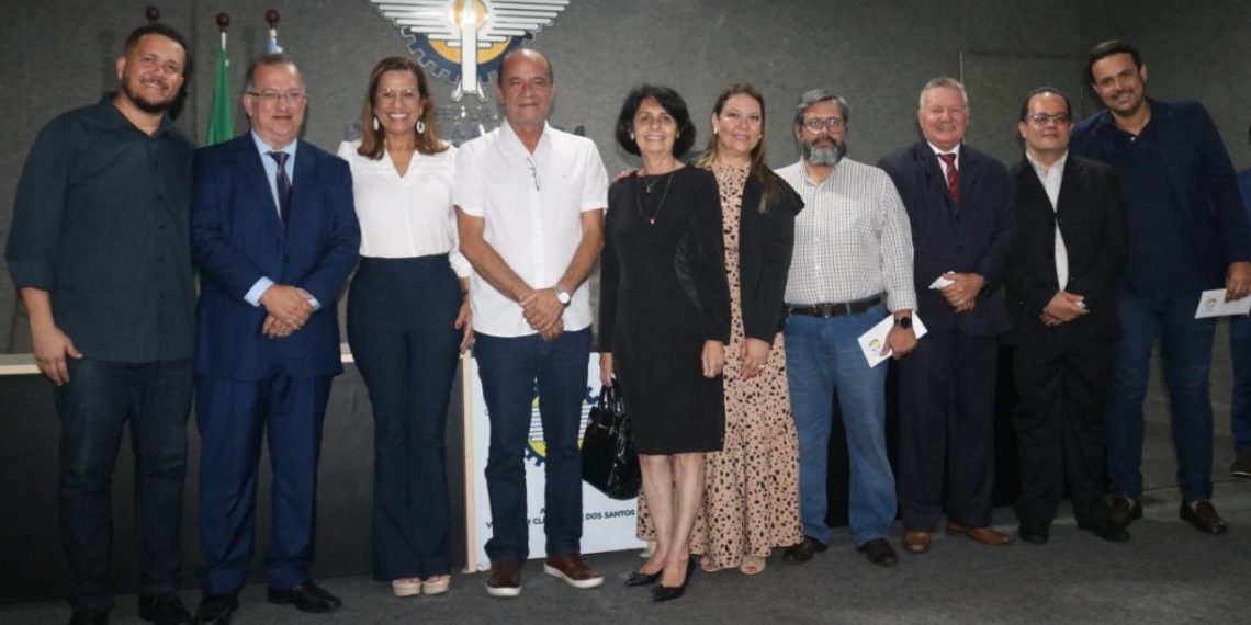 Empossados os novos secretários titulares da Prefeitura de Parnamirim