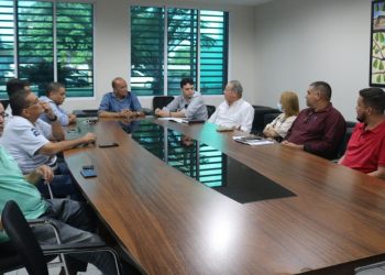Prefeito de Parnamirim recebe visita do presidente do ABC para apresentação de projeto
