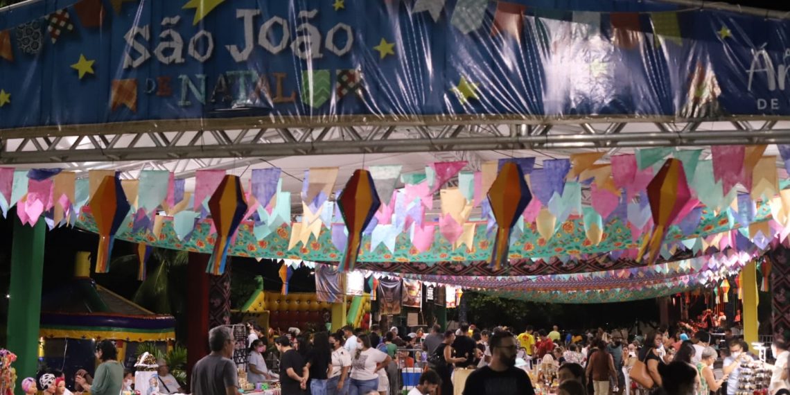 São João da Feirinha da Árvore segue até esta terça-feira com artesanato, gastronomia e música