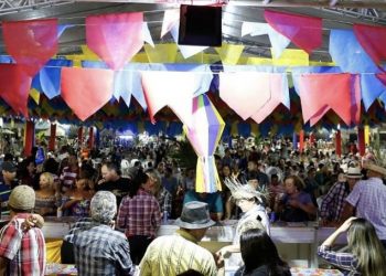 São João de Natal contará com feirinha gastronômica “Comidas de rua e típicas” e projeto “Cultura e Música”, na Arena das Dunas