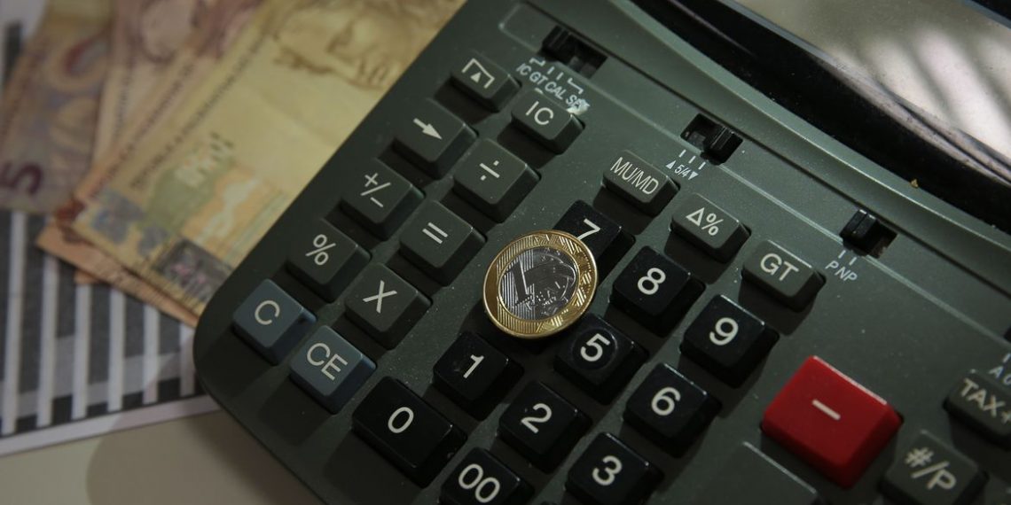 Inflação oficial cai para 0,47% em maio, diz IBGE