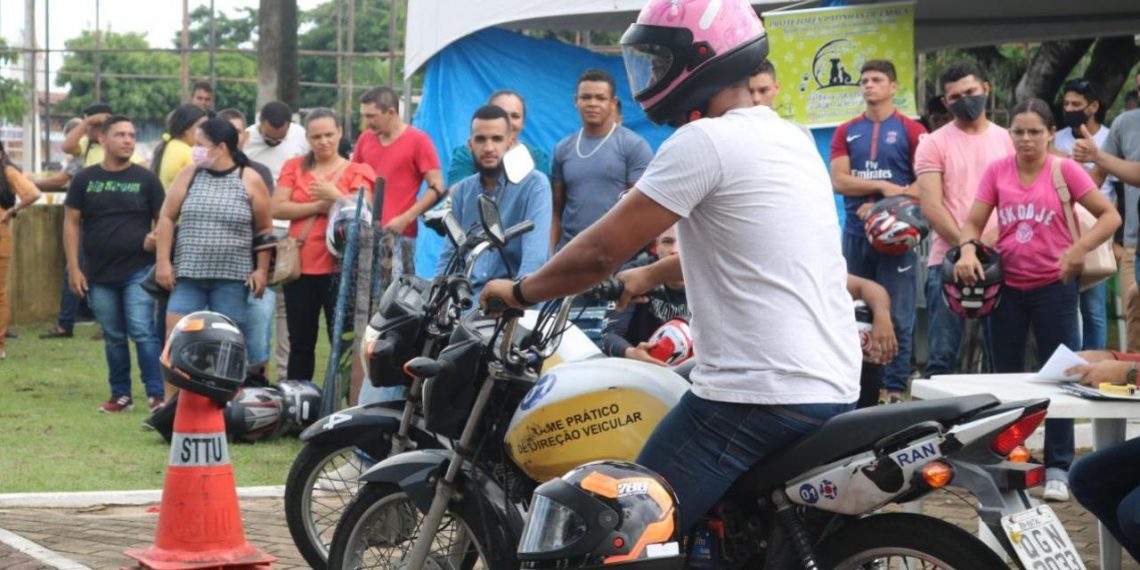 Detran realiza mutirão de avaliação de condutores em Parnamirim neste sábado, 18