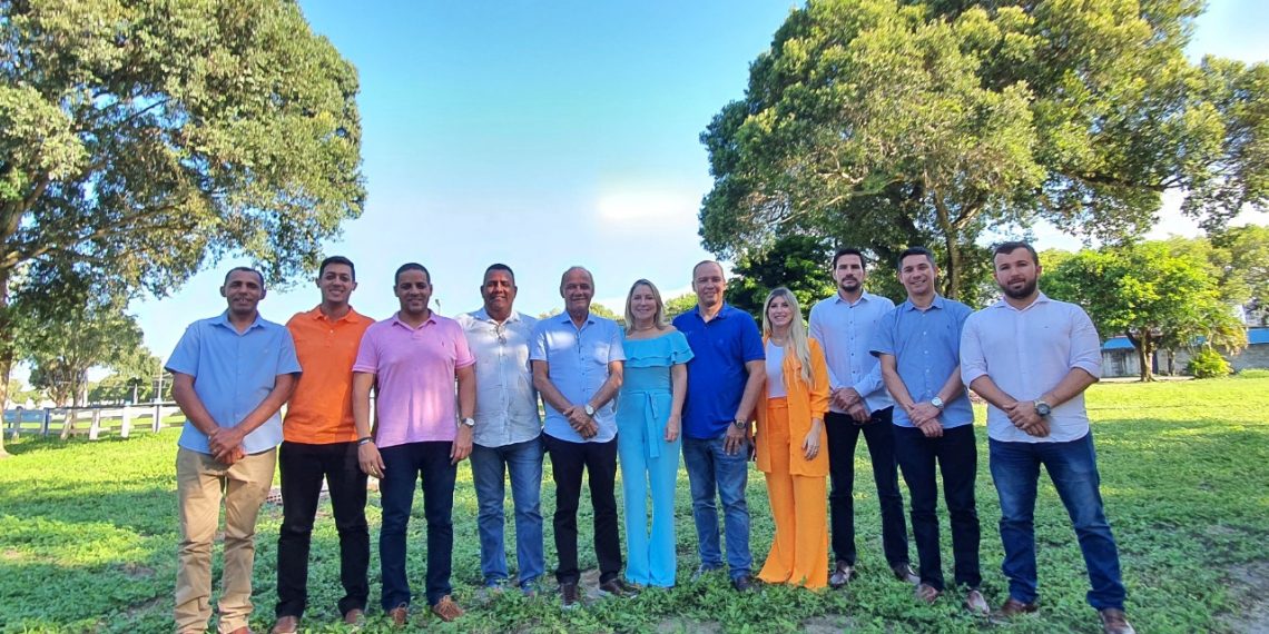 Oito vereadores e vice-prefeita de Parnamirim declaram apoio a Taveira Júnior