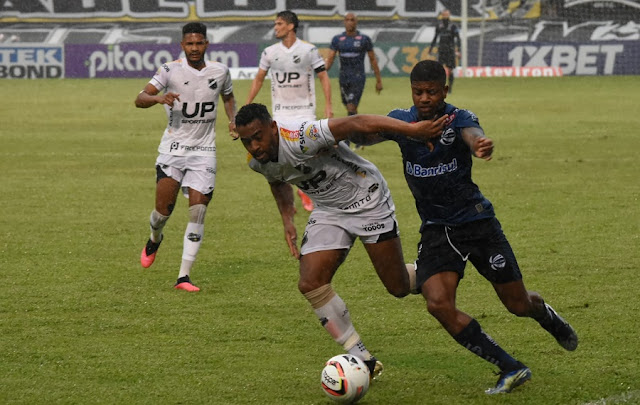 Em jogo dramático, ABC se classifica antecipadamente