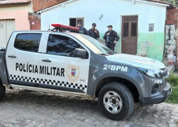 Ex-PM é morto a tiros dentro de casa em Mossoró