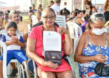 Prefeitura de Natal entrega mais 400 títulos fundiários a moradores do Passo da Pátria